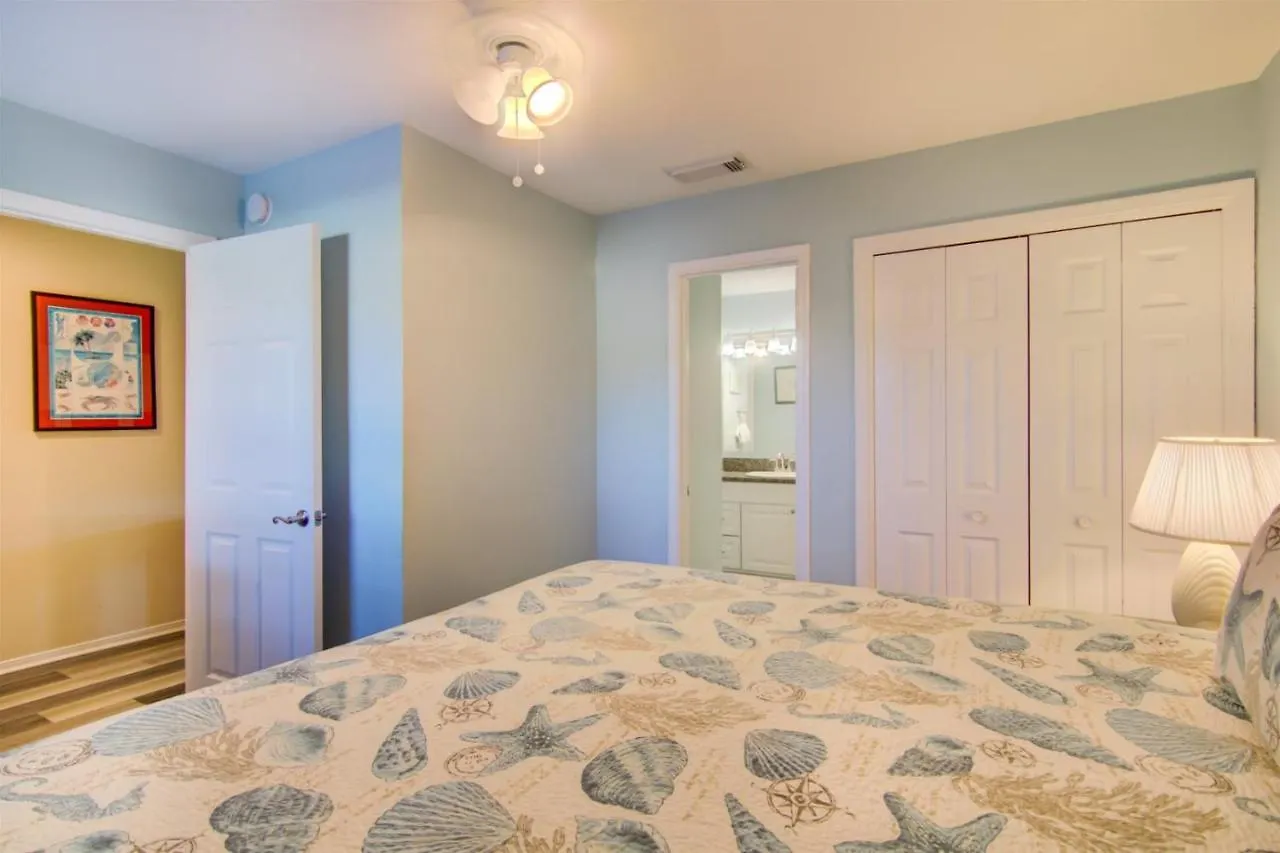 Apartment 9 D, One Bedroom Condo Destin
